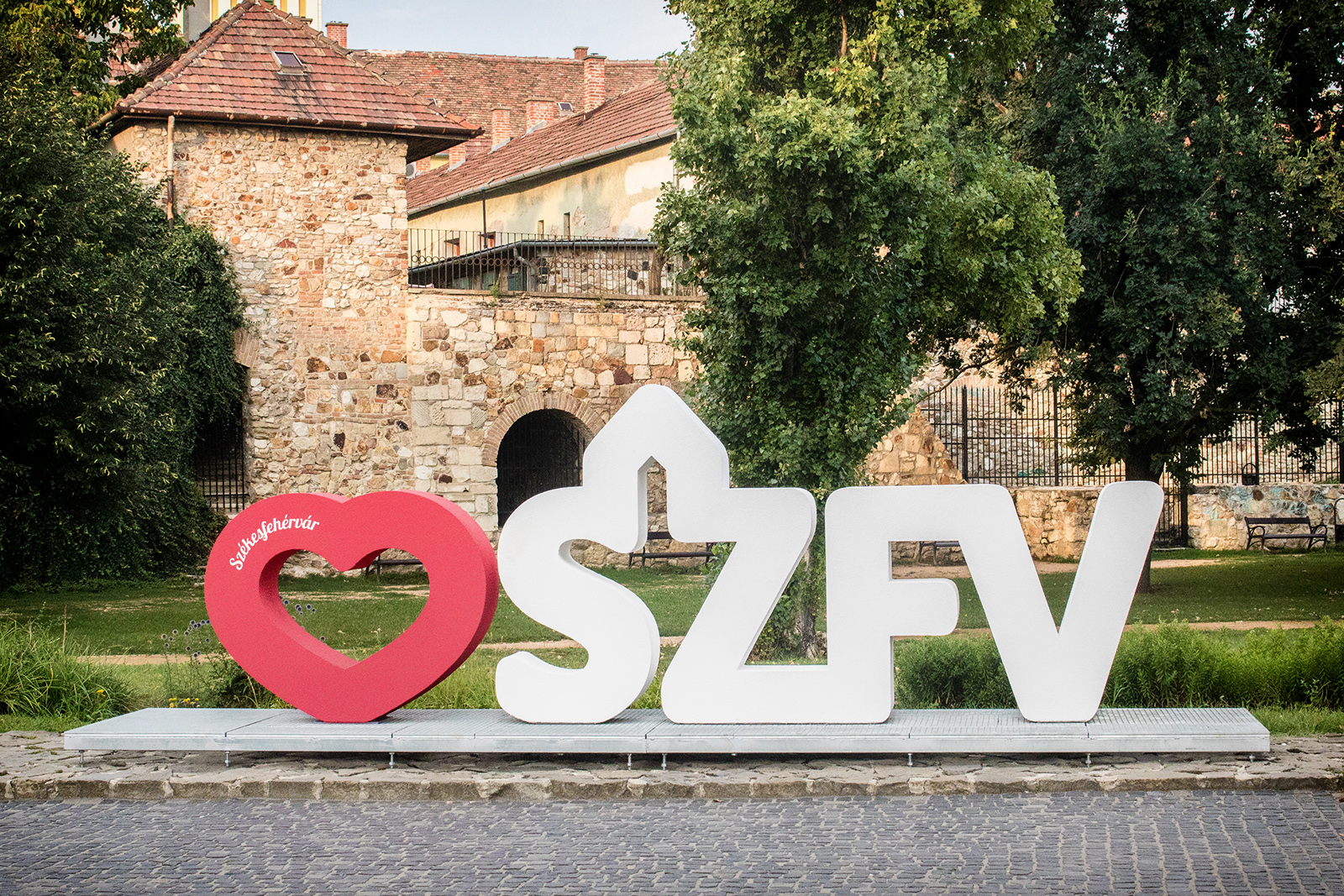 szfv.hu